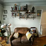Parisian pied-à-terre